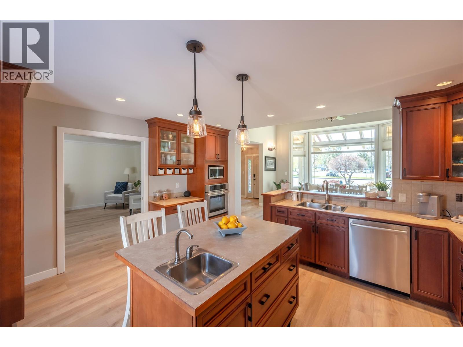 115 Elm Avenue, Penticton, British Columbia  V2A 3W1 - Photo 21 - 10371273