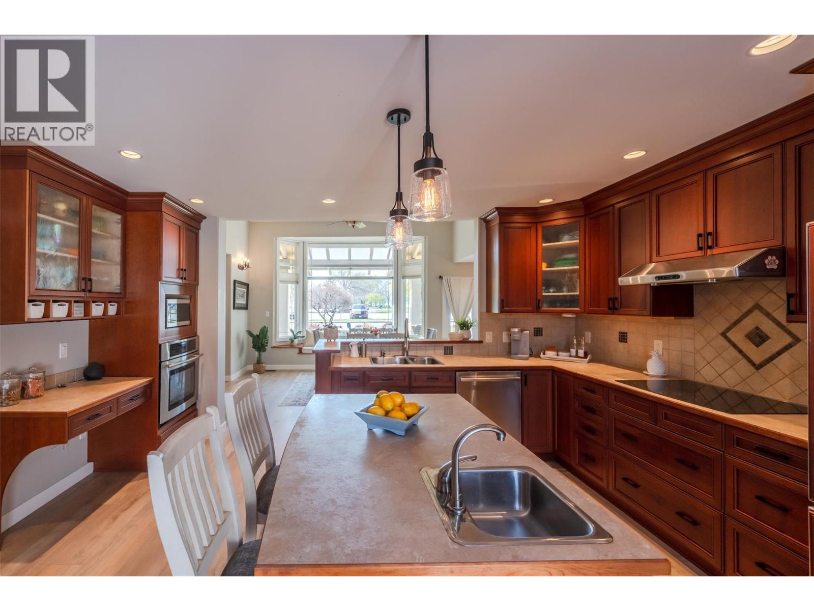 115 Elm Avenue, Penticton, British Columbia  V2A 3W1 - Photo 22 - 10371273