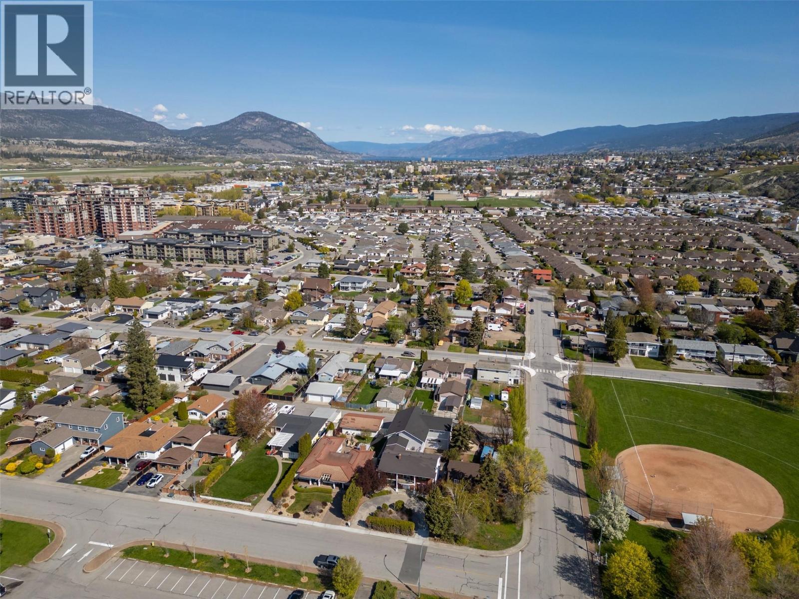 115 Elm Avenue, Penticton, British Columbia  V2A 3W1 - Photo 9 - 10371273