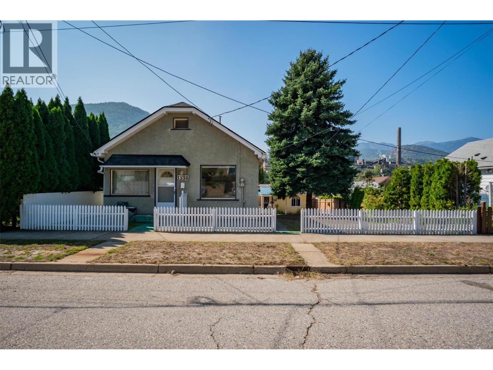 1338 Third Avenue, trail, British Columbia