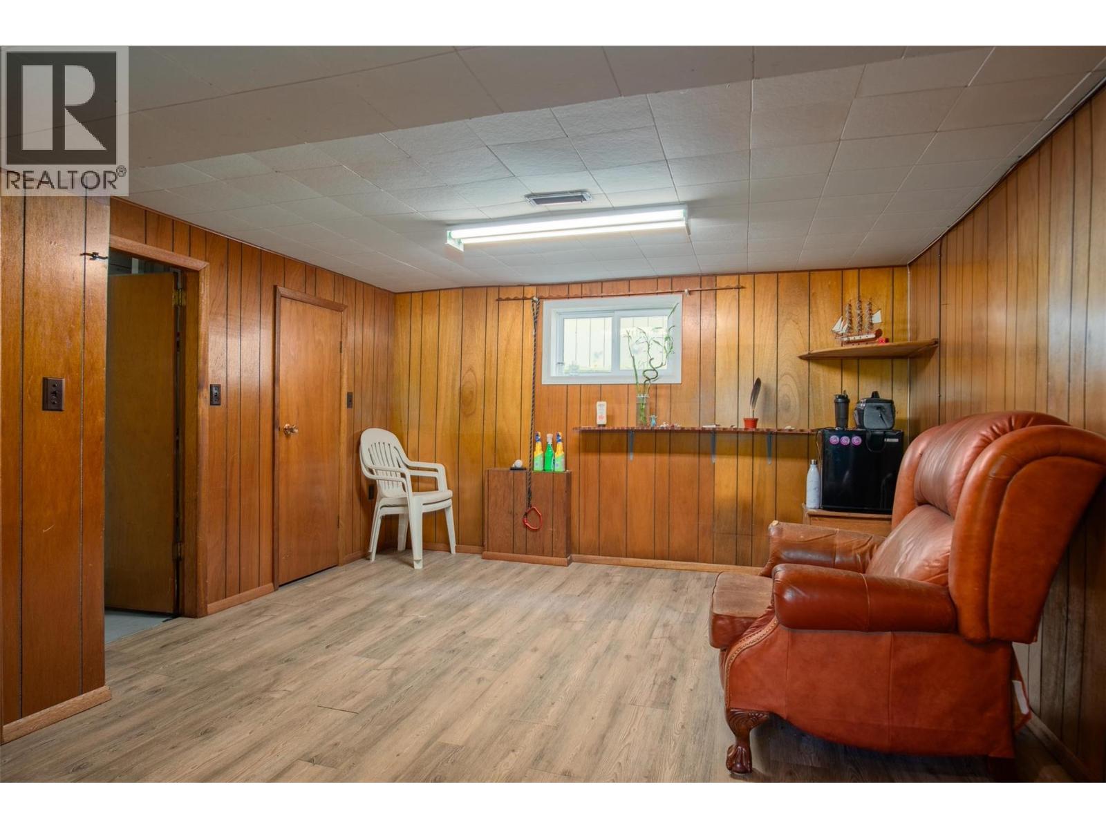1338 Third Avenue, Trail, British Columbia  V1R 1P4 - Photo 18 - 10371338