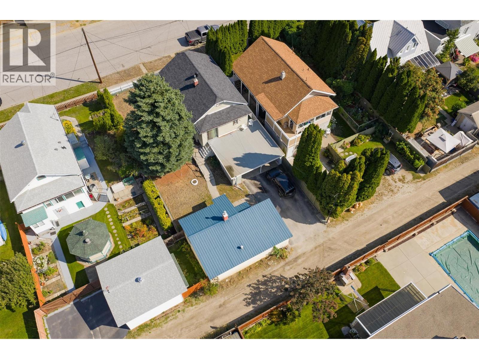 1338 Third Avenue, Trail, British Columbia  V1R 1P4 - Photo 58 - 10371338