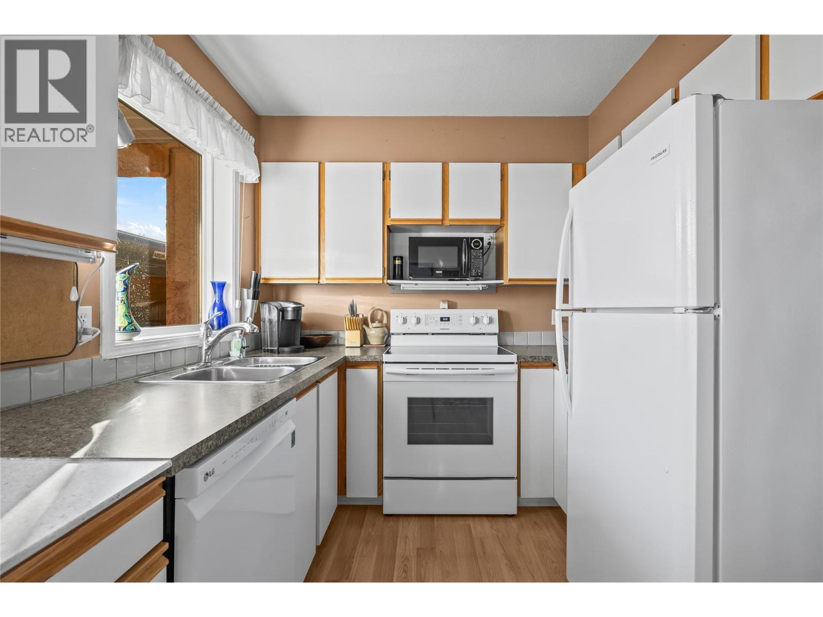 2433 Ingram Road Unit# 6, West Kelowna, British Columbia  V4T 1L5 - Photo 5 - 10371303