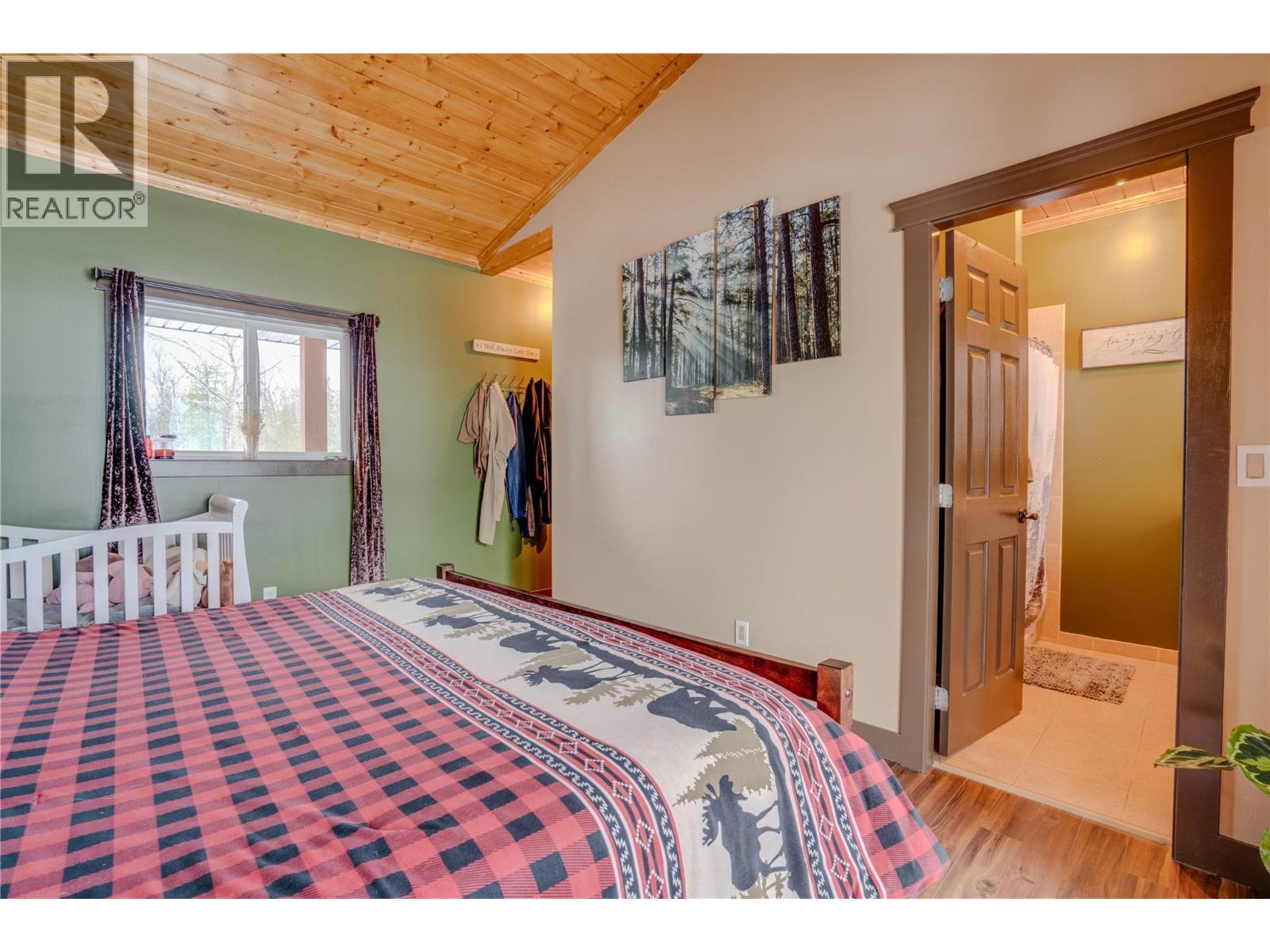1519 Highway 6 Highway, Cherryville, British Columbia  V0E 2G1 - Photo 29 - 10371130