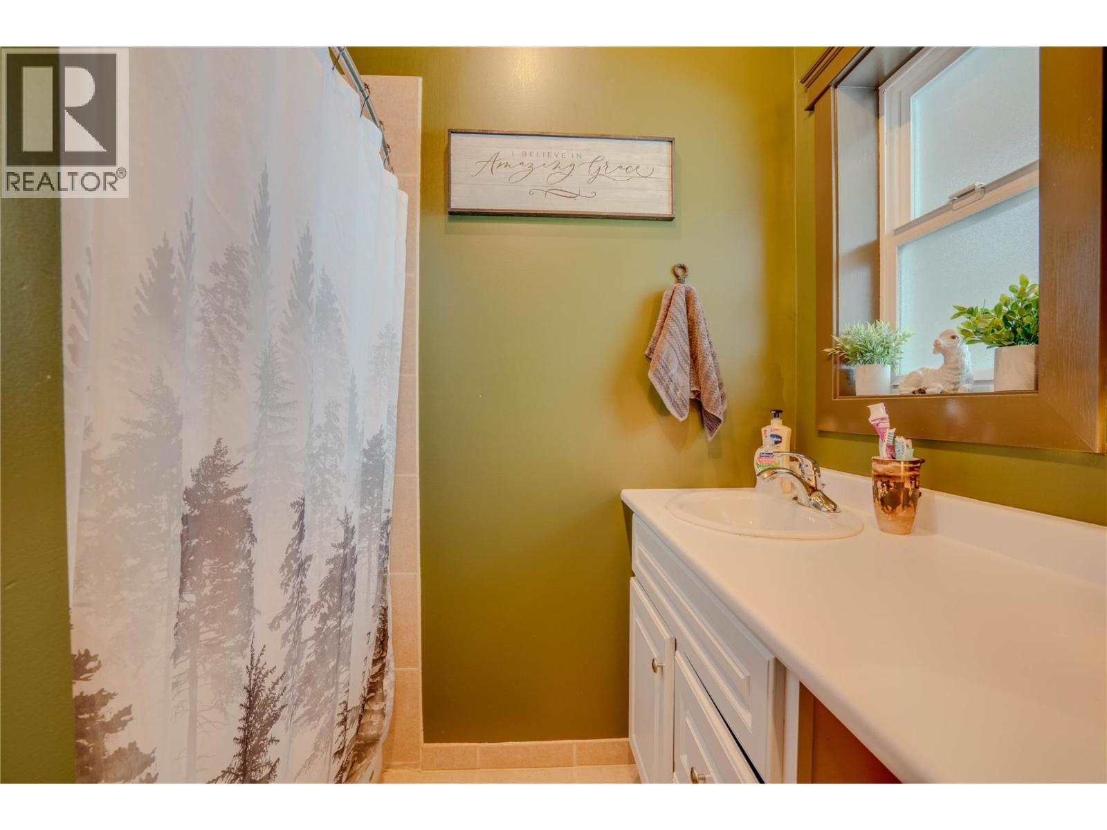 1519 Highway 6 Highway, Cherryville, British Columbia  V0E 2G1 - Photo 30 - 10371130