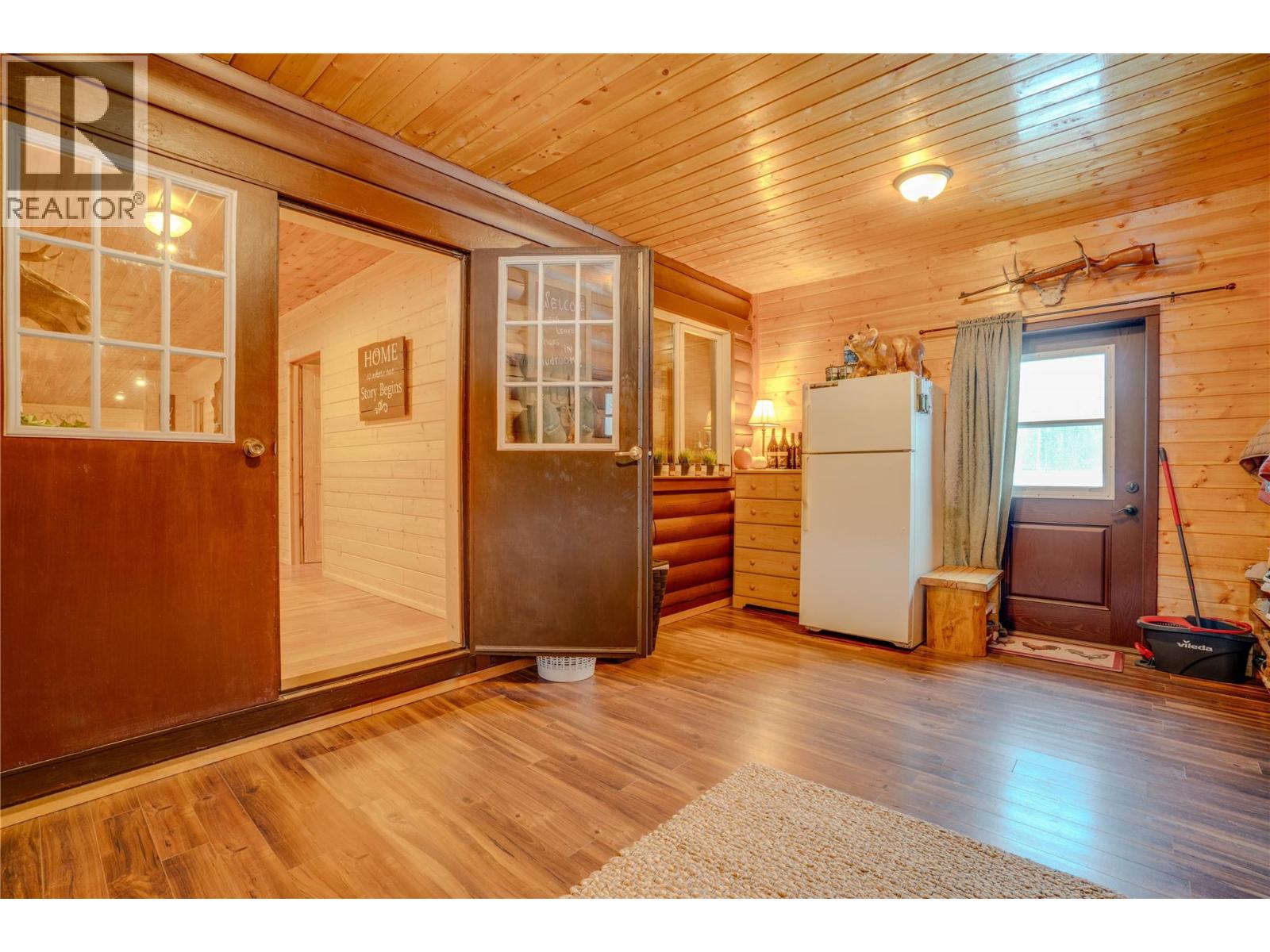 1519 Highway 6, 26 Byers Road, Cherryville, British Columbia  V0E 2G1 - Photo 17 - 10371129