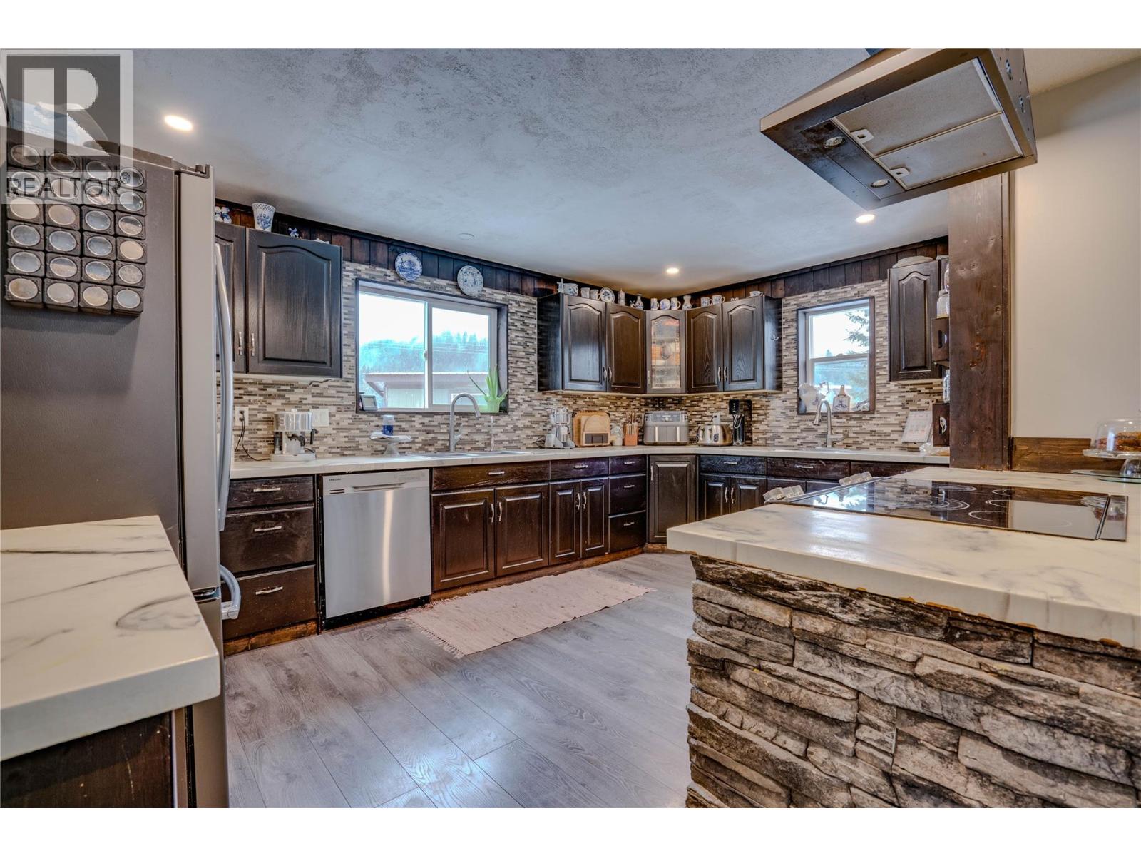 1519 Highway 6, 26 Byers Road, Cherryville, British Columbia  V0E 2G1 - Photo 41 - 10371129