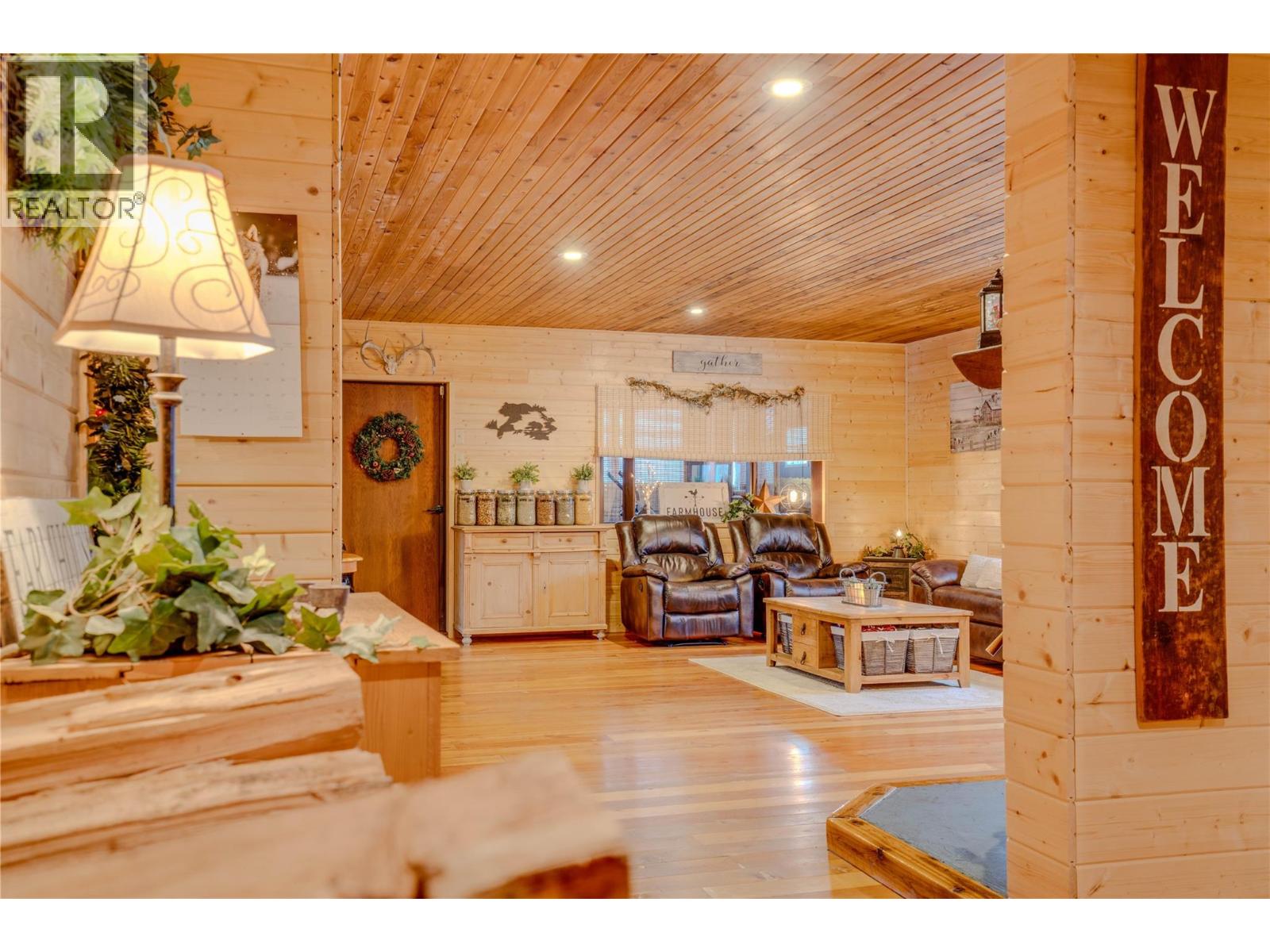 1519 Highway 6, 26 Byers Road, Cherryville, British Columbia  V0E 2G1 - Photo 5 - 10371129