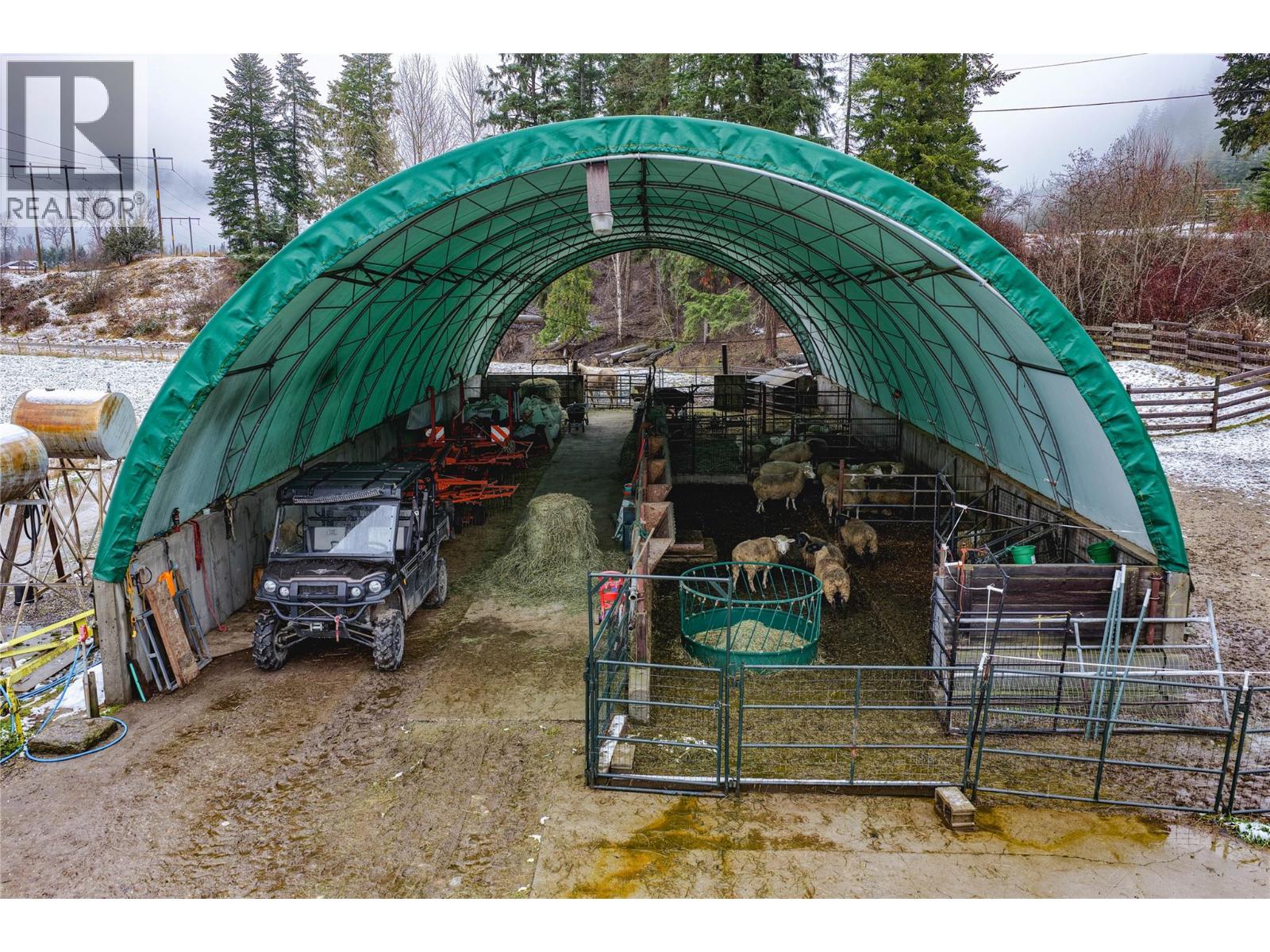 1519 Highway 6, 26 Byers Road, Cherryville, British Columbia  V0E 2G1 - Photo 81 - 10371129