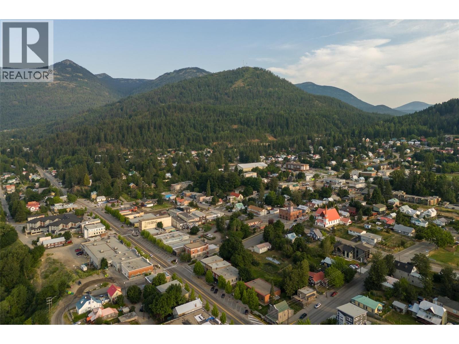 4465 Red Mountain Road, Rossland, British Columbia  V0G 1Y0 - Photo 23 - 10371255