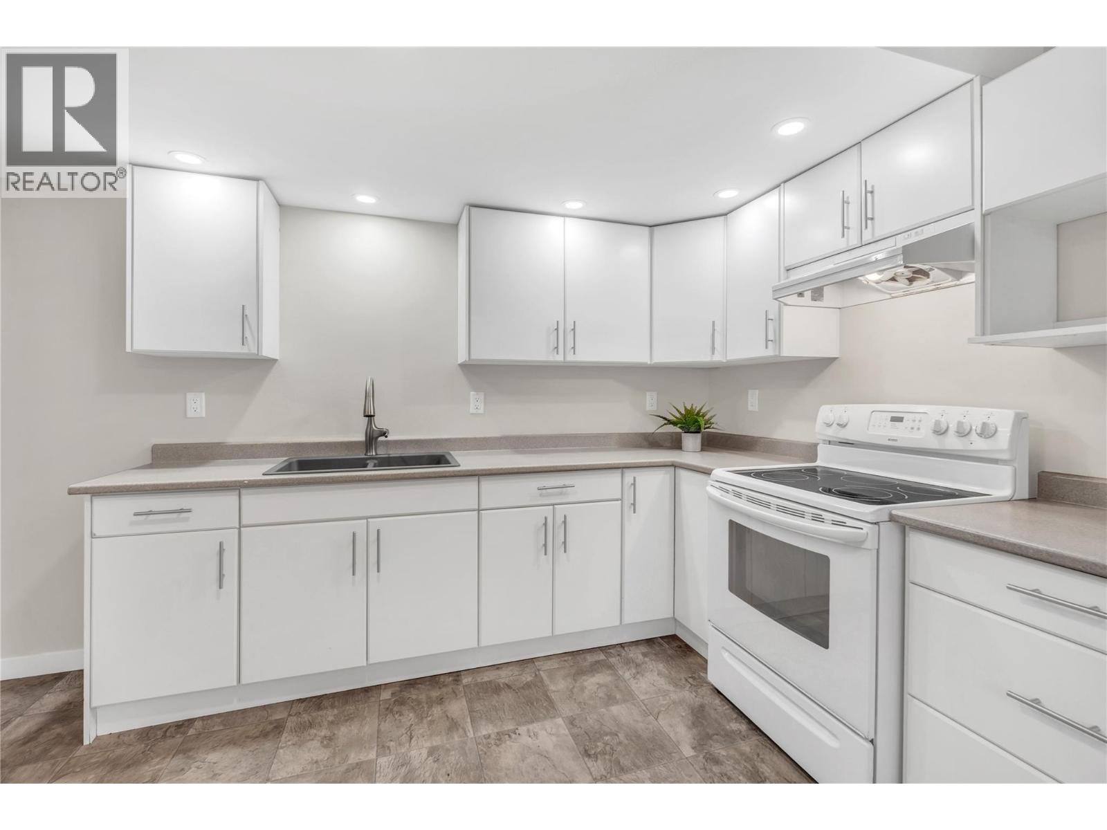 7111 Peach Orchard Road, Summerland, British Columbia  V0H 1Z6 - Photo 21 - 10370700