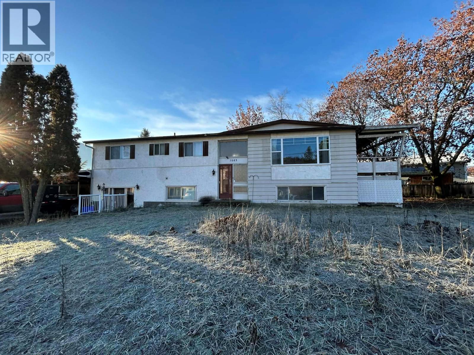 7083 DONALDSON Drive, grand forks, British Columbia