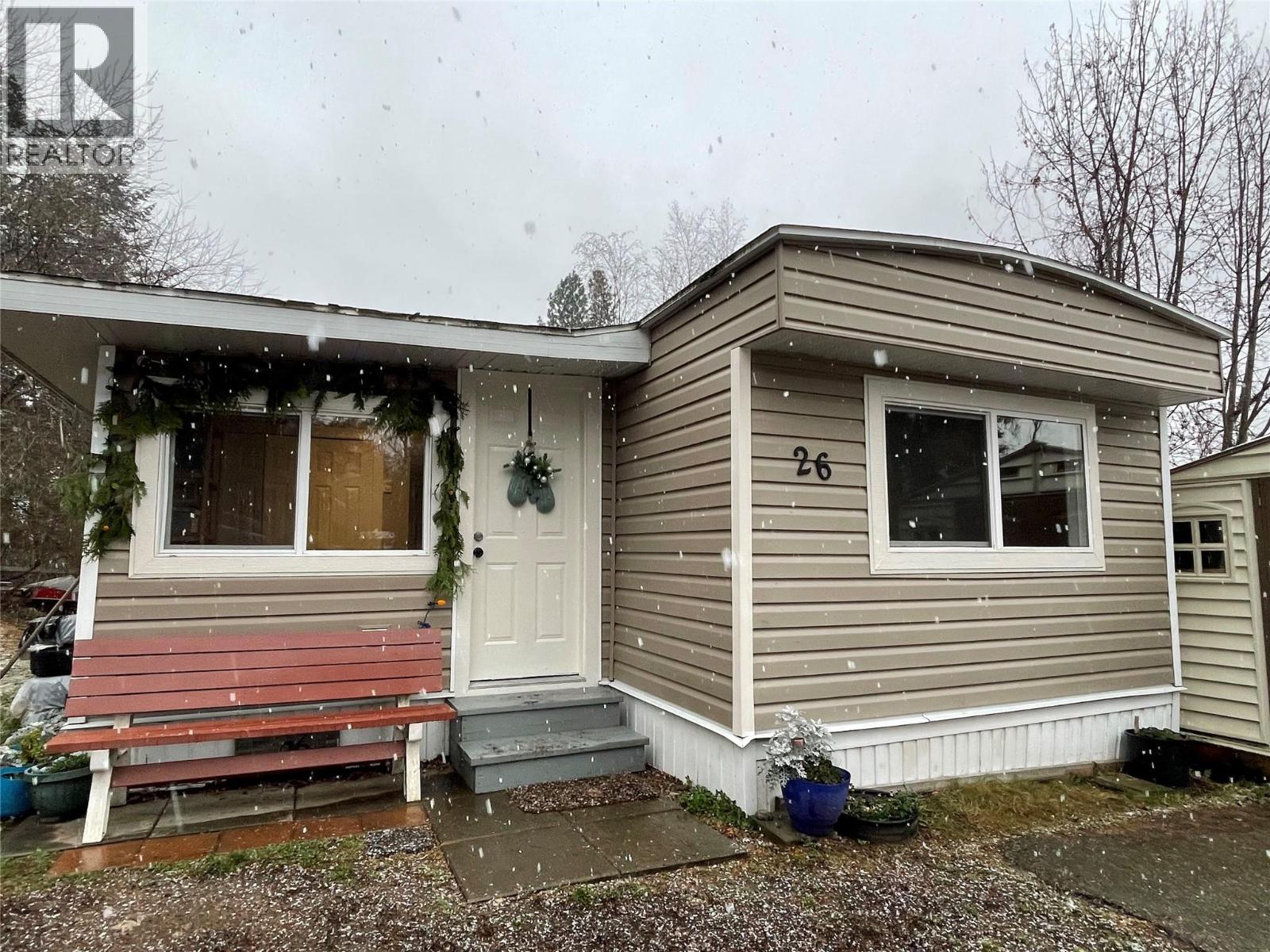 3969 Broadwater Road Unit# 26, Castlegar, British Columbia  V1N 4V5 - Photo 2 - 10370999