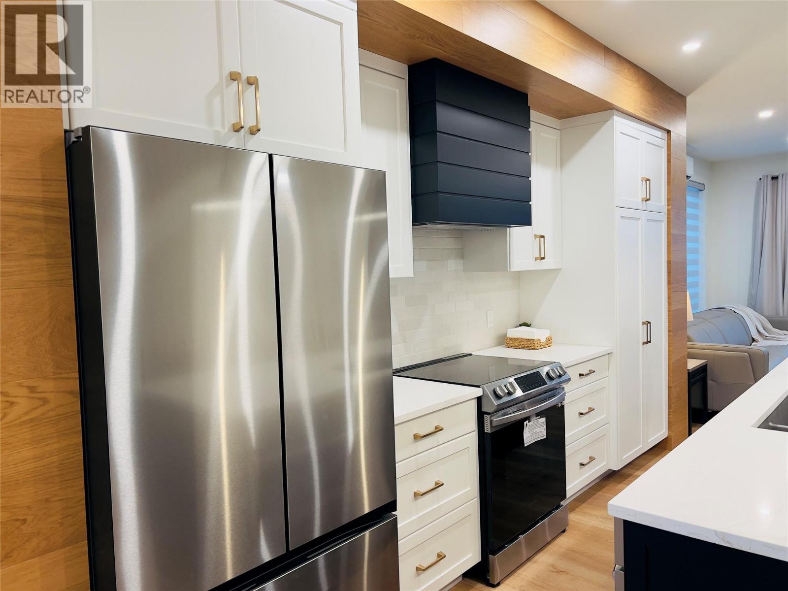510 14th Street Unit# 404, Invermere, British Columbia  V0A 1K0 - Photo 7 - 10371427
