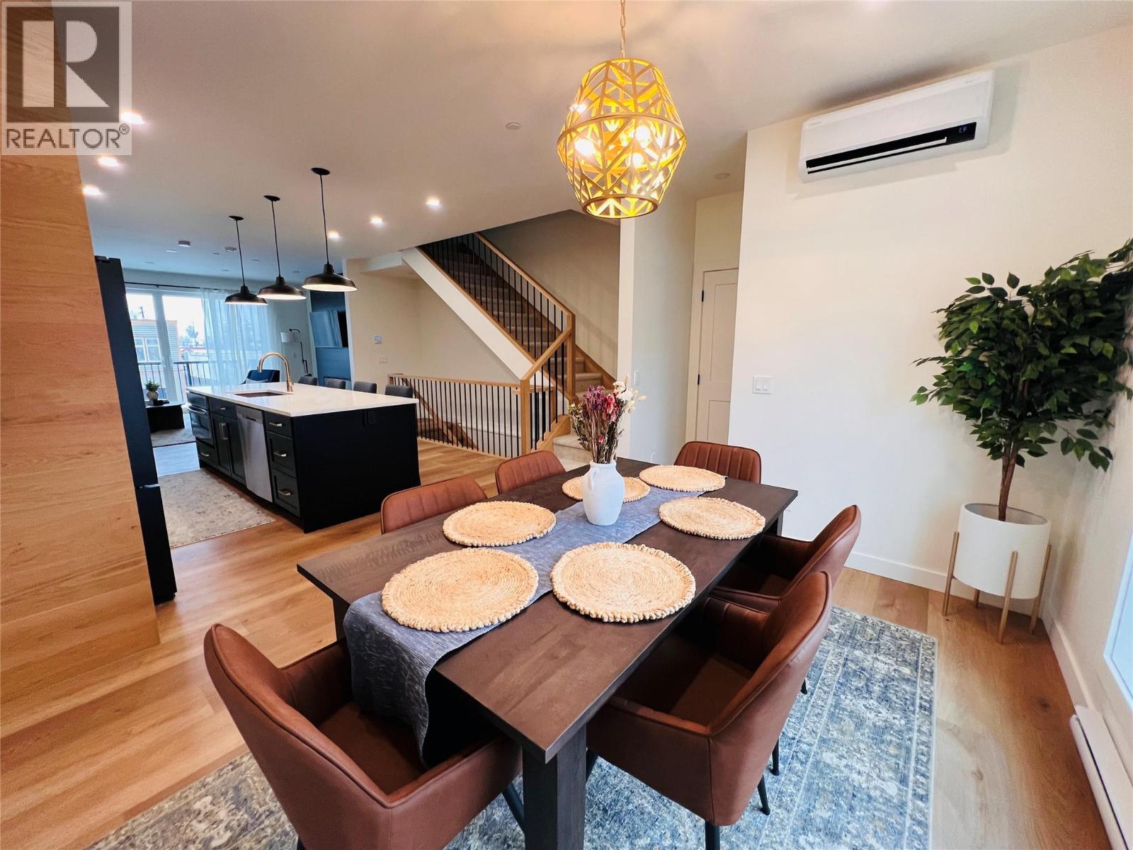 510 14TH Street Unit# 403, invermere, British Columbia