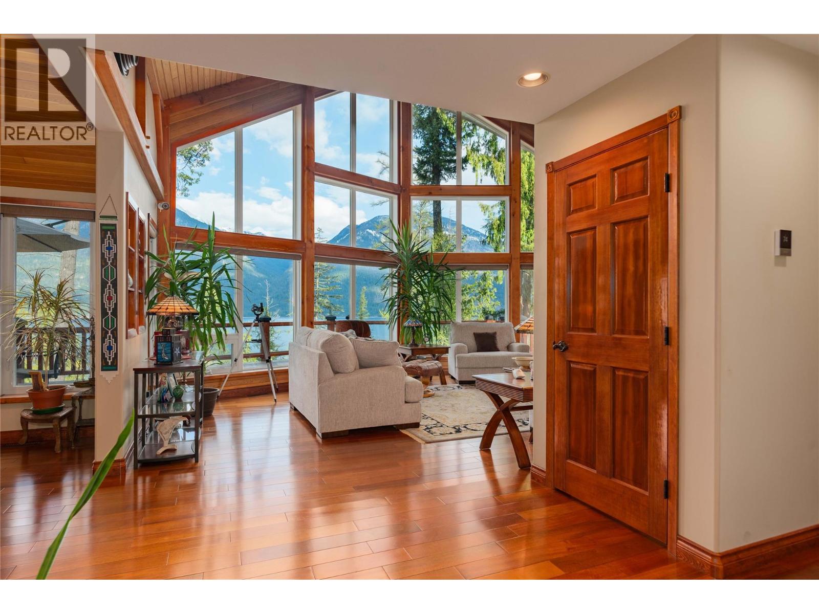4830 Fletcher Creek Road, Fletcher Creek, British Columbia  V0G 1M0 - Photo 10 - 10345773