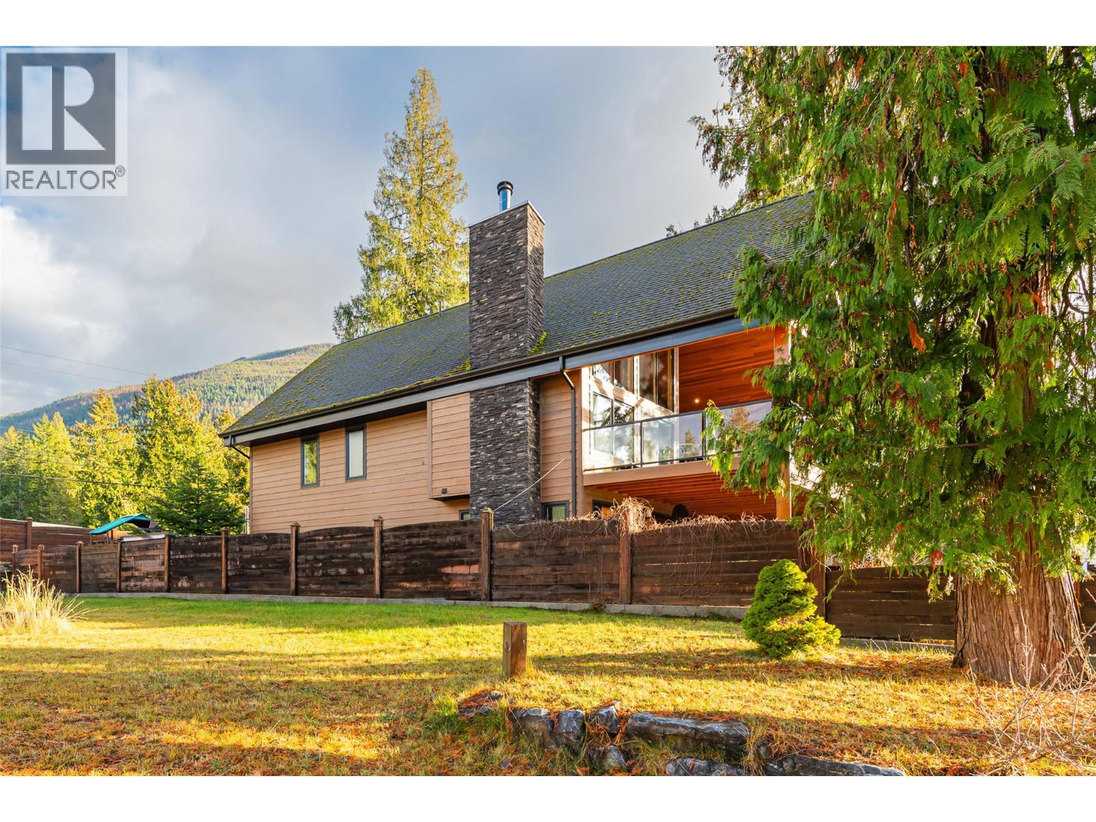 13516 Lakeshore Drive, Boswell, British Columbia  V0B 1A0 - Photo 12 - 10370728