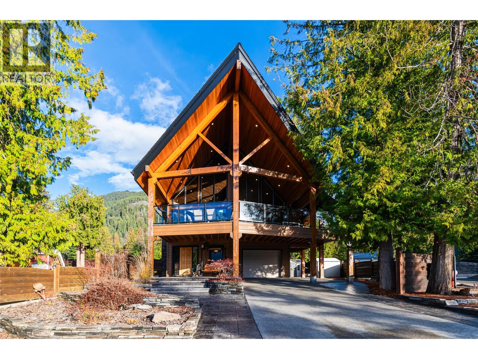 13516 Lakeshore Drive, Boswell, British Columbia  V0B 1A0 - Photo 2 - 10370728