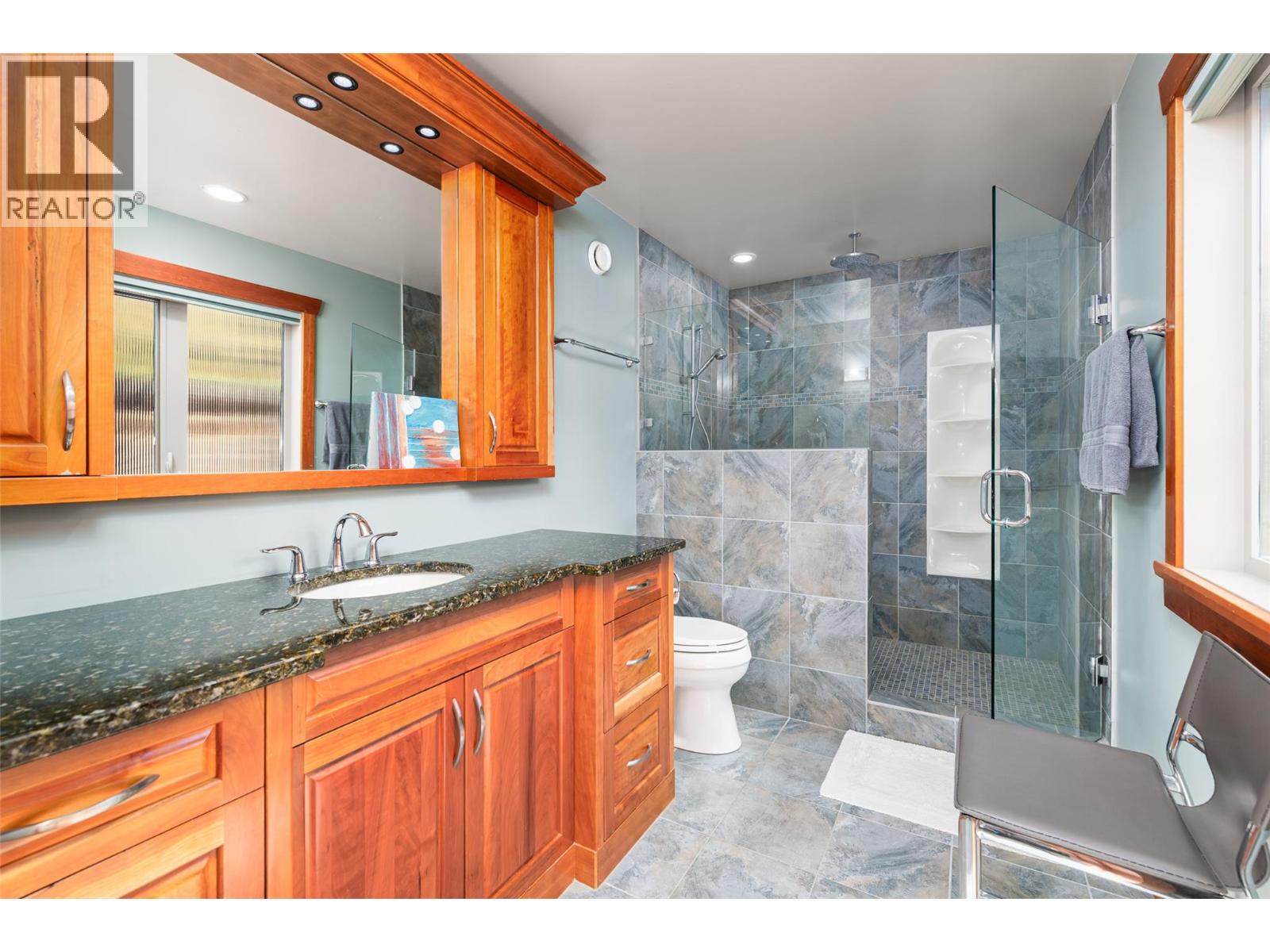 13516 Lakeshore Drive, Boswell, British Columbia  V0B 1A0 - Photo 21 - 10370728