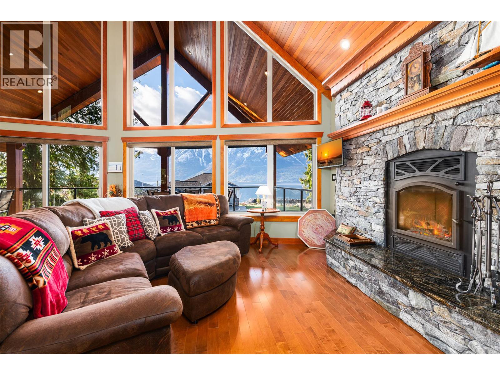 13516 Lakeshore Drive, Boswell, British Columbia  V0B 1A0 - Photo 24 - 10370728