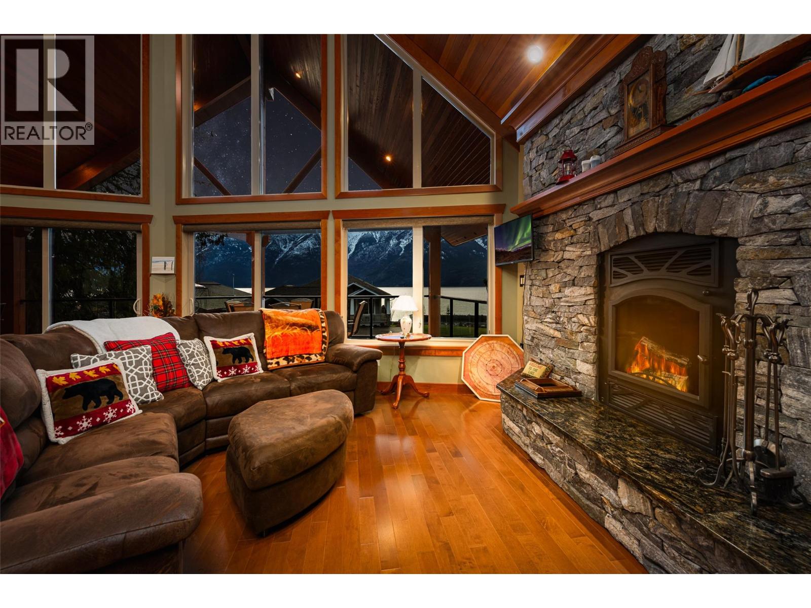 13516 Lakeshore Drive, Boswell, British Columbia  V0B 1A0 - Photo 68 - 10370728