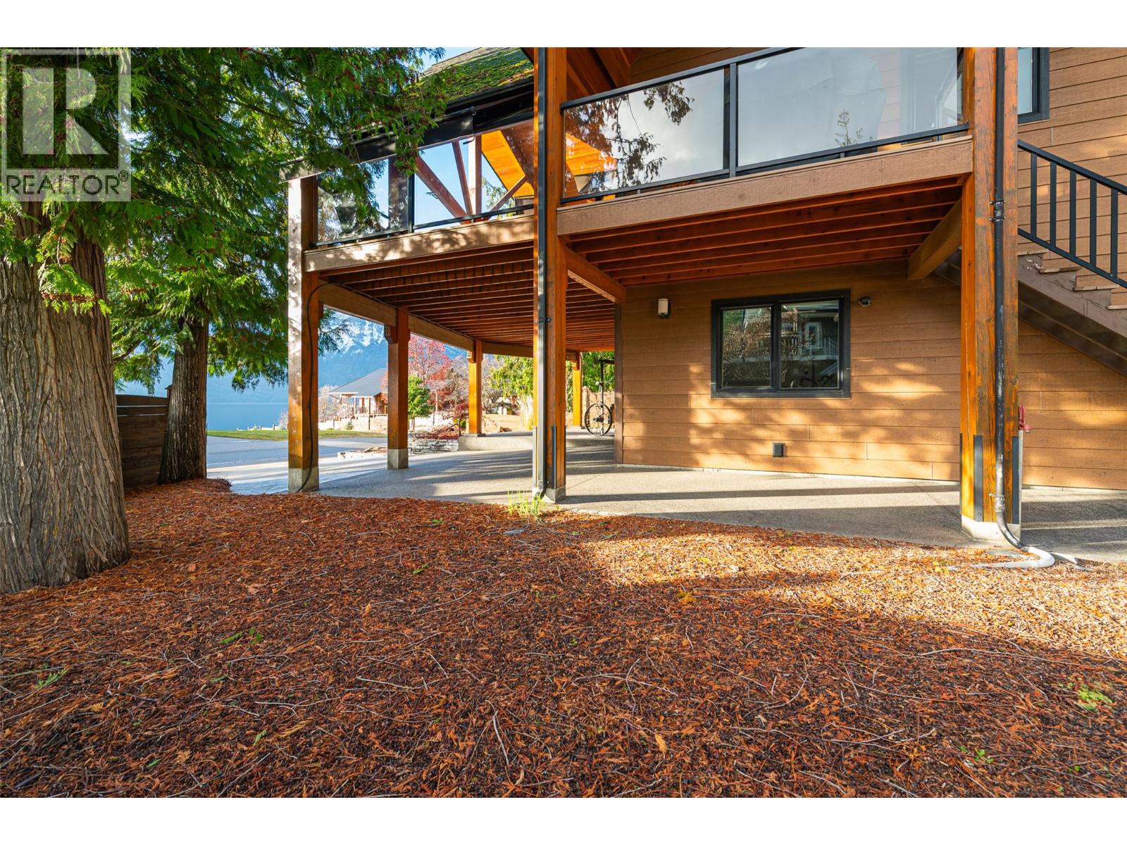 13516 Lakeshore Drive, Boswell, British Columbia  V0B 1A0 - Photo 7 - 10370728