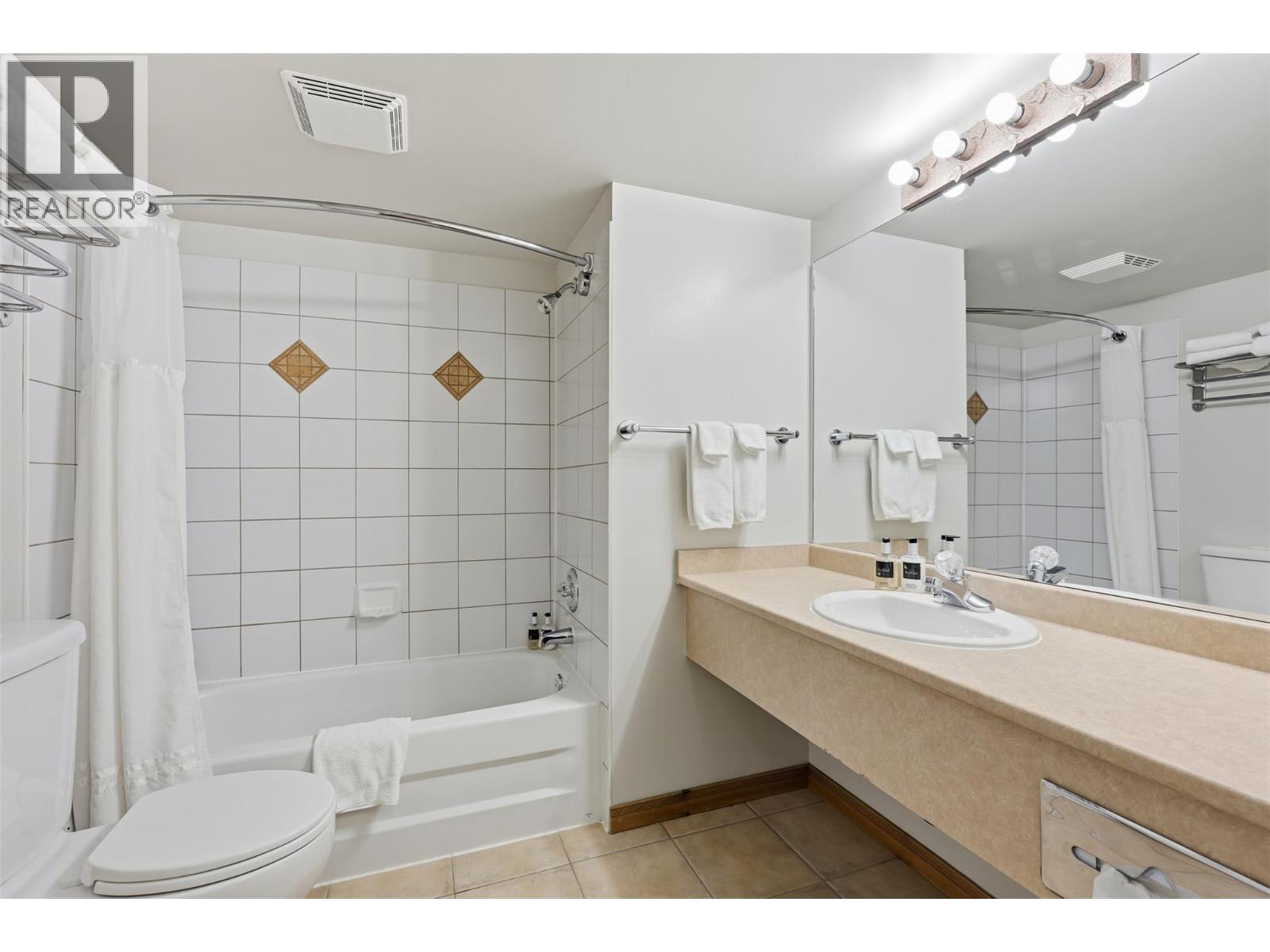 3160 Creekside Way Unit# 204, Sun Peaks, British Columbia  V0E 5N0 - Photo 7 - 10371461