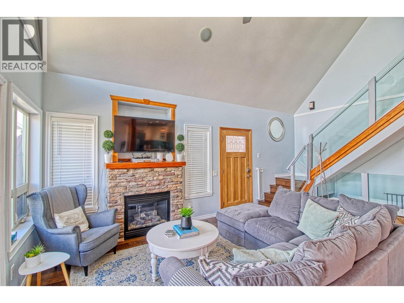 7001 Barcelona Drive Unit# 33, Kelowna, British Columbia  V1Z 3R8 - Photo 16 - 10371463