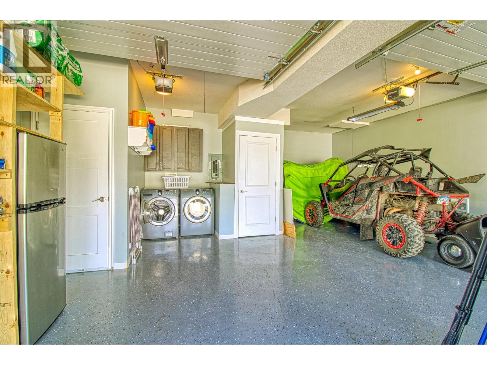 7001 Barcelona Drive Unit# 33, Kelowna, British Columbia  V1Z 3R8 - Photo 33 - 10371463