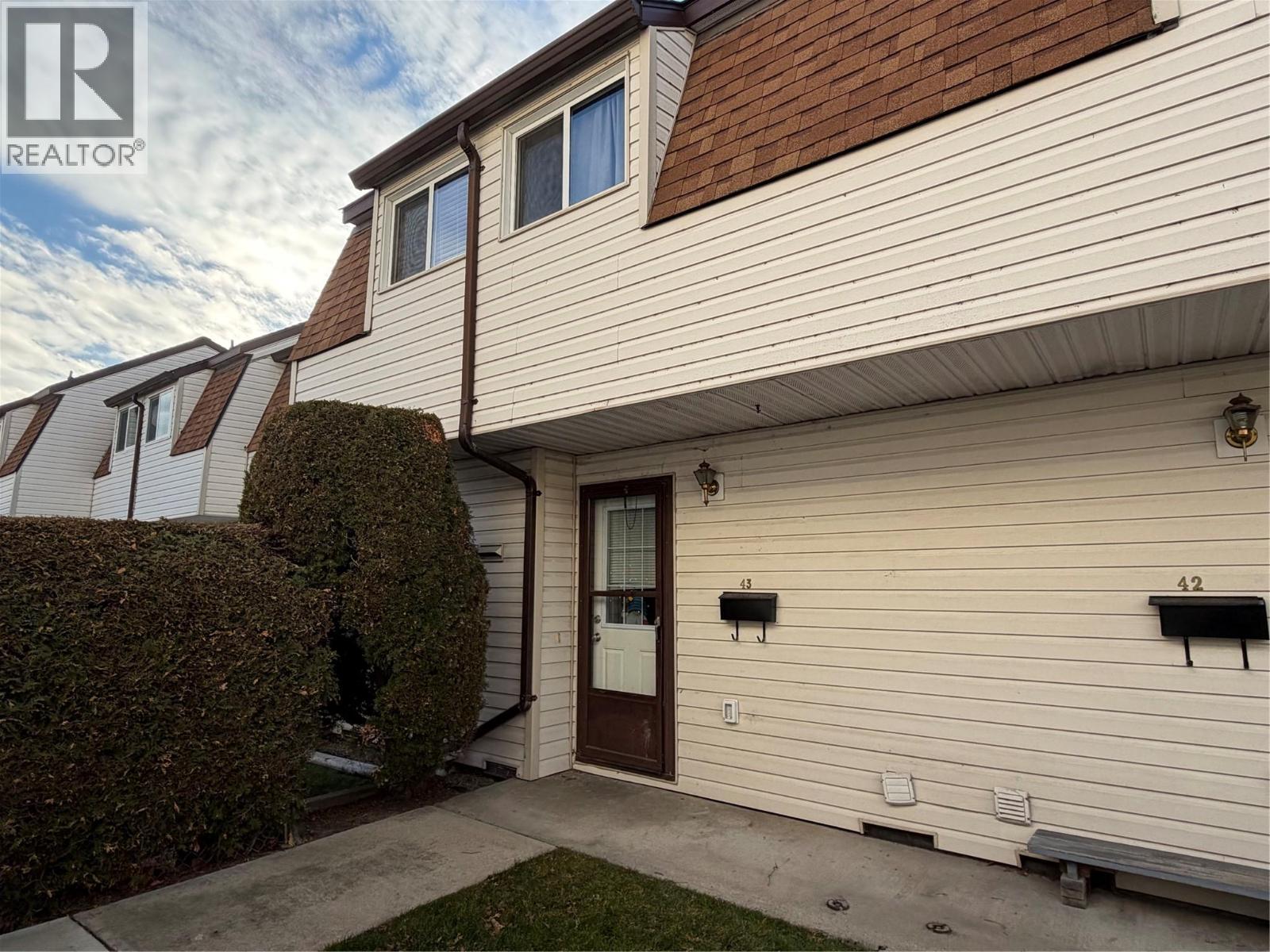 2250 Baskin Street Unit# 43, Penticton, British Columbia  V2A 6Y3 - Photo 2 - 10371475