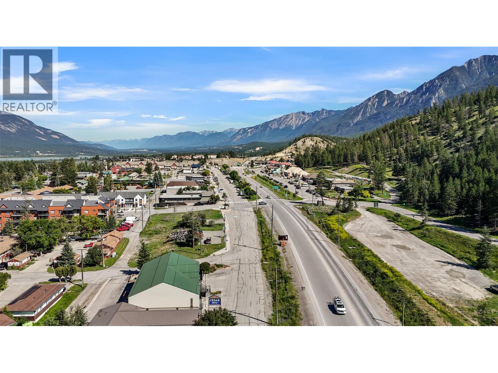7585 Main  West Street, Radium Hot Springs, British Columbia  V0A 1M0 - Photo 7 - 10371466