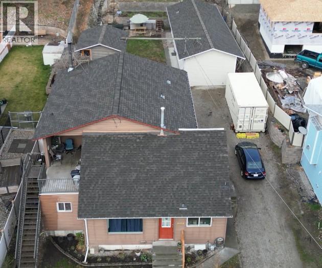 6404 Spartan Street, Oliver, British Columbia  V0H 1T6 - Photo 1 - 10364550