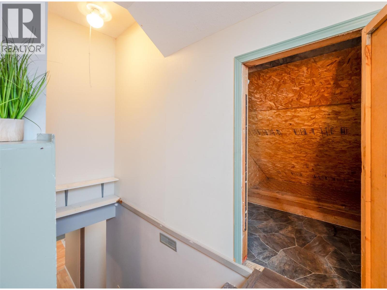 6404 Spartan Street, Oliver, British Columbia  V0H 1T6 - Photo 32 - 10364550