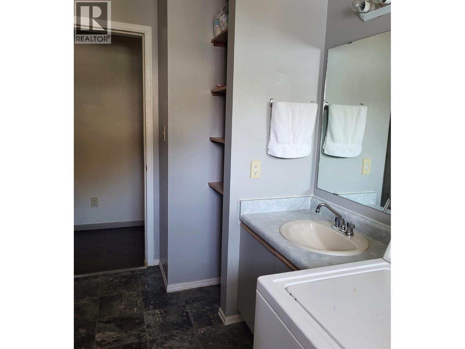 6404 Spartan Street, Oliver, British Columbia  V0H 1T6 - Photo 49 - 10364550