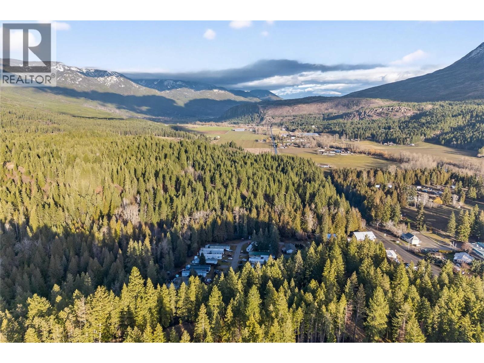 3063 Hornsberger Road Unit# 9, Salmon Arm, British Columbia  V1E 4M1 - Photo 11 - 10371368