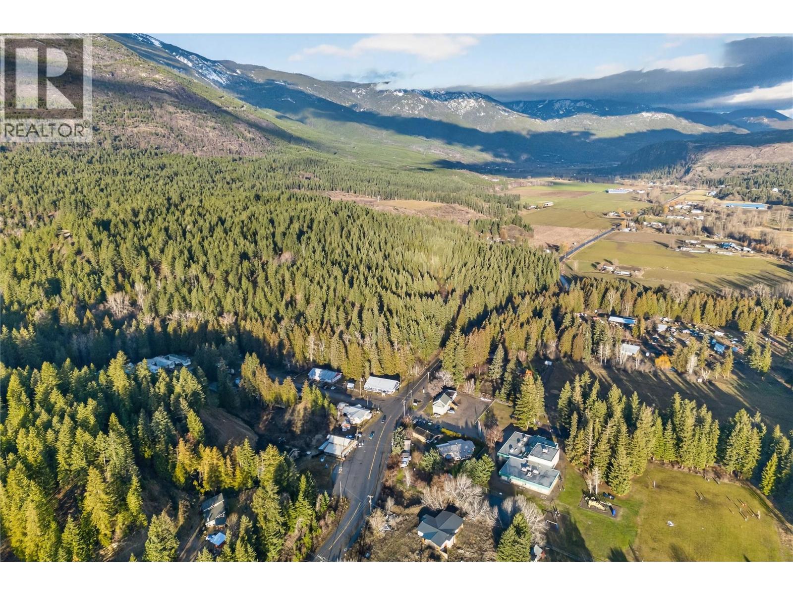 3063 Hornsberger Road Unit# 9, Salmon Arm, British Columbia  V1E 4M1 - Photo 13 - 10371368