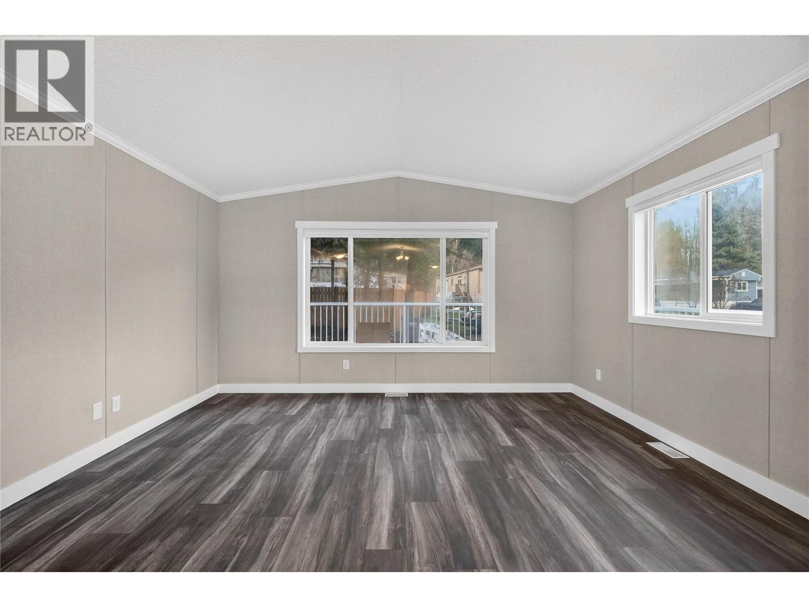3063 Hornsberger Road Unit# 9, Salmon Arm, British Columbia  V1E 4M1 - Photo 22 - 10371368