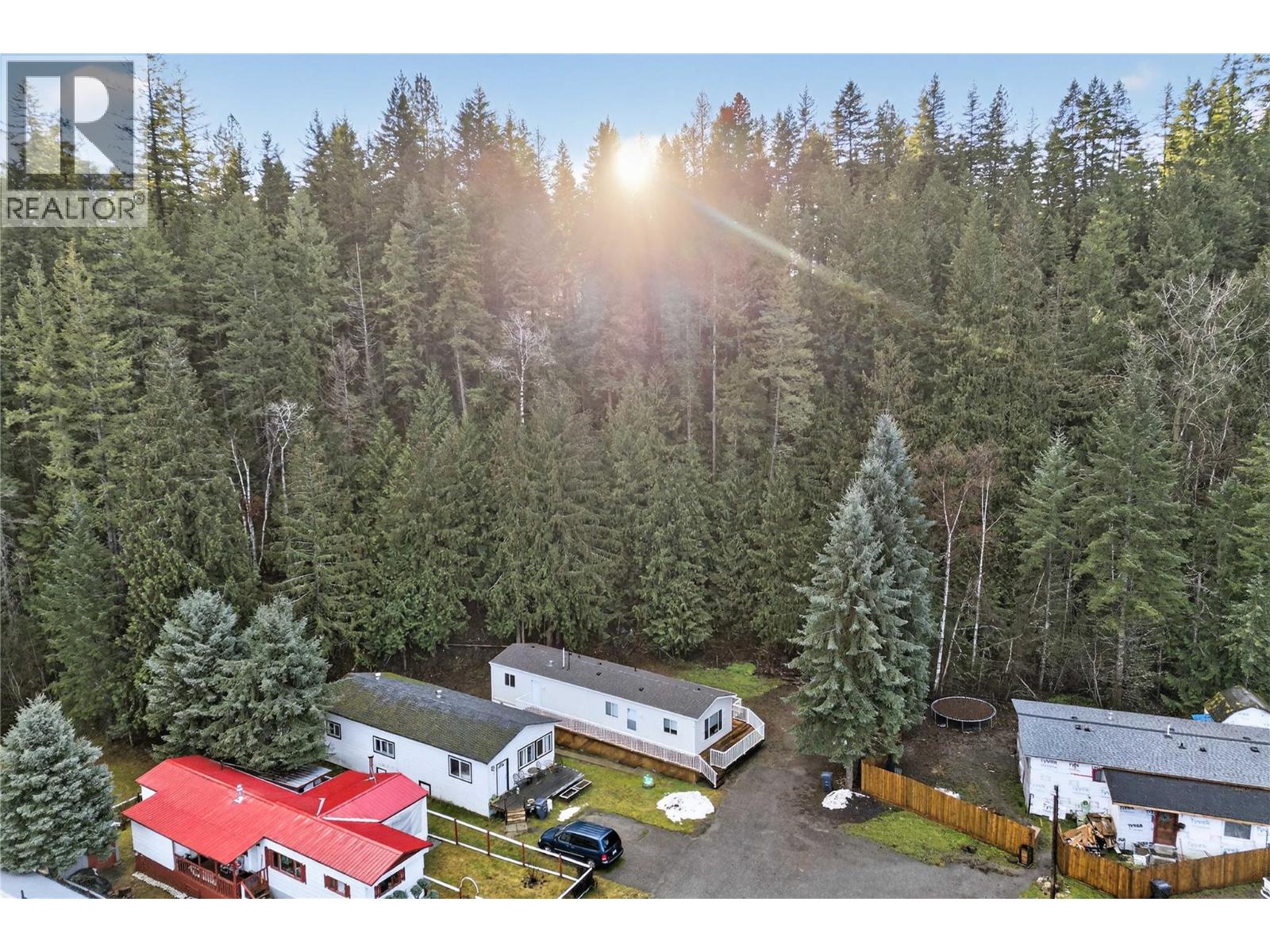 3063 Hornsberger Road Unit# 9, Salmon Arm, British Columbia  V1E 4M1 - Photo 4 - 10371368