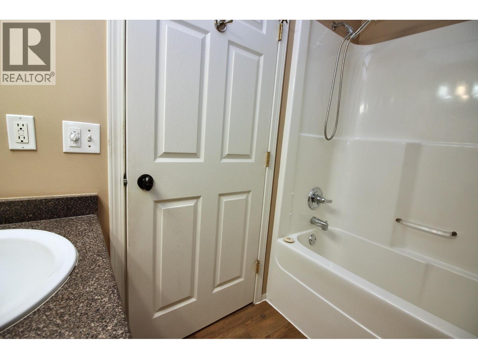 2585 Hebert Road Unit# 121, West Kelowna, British Columbia  V4T 2W4 - Photo 10 - 10371345