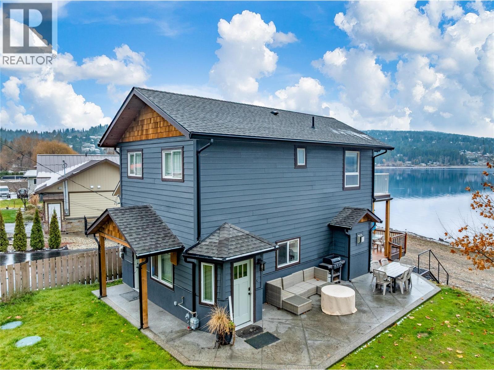 2022 Eagle Bay Road, Blind Bay, British Columbia  V0E 1H1 - Photo 5 - 10370853