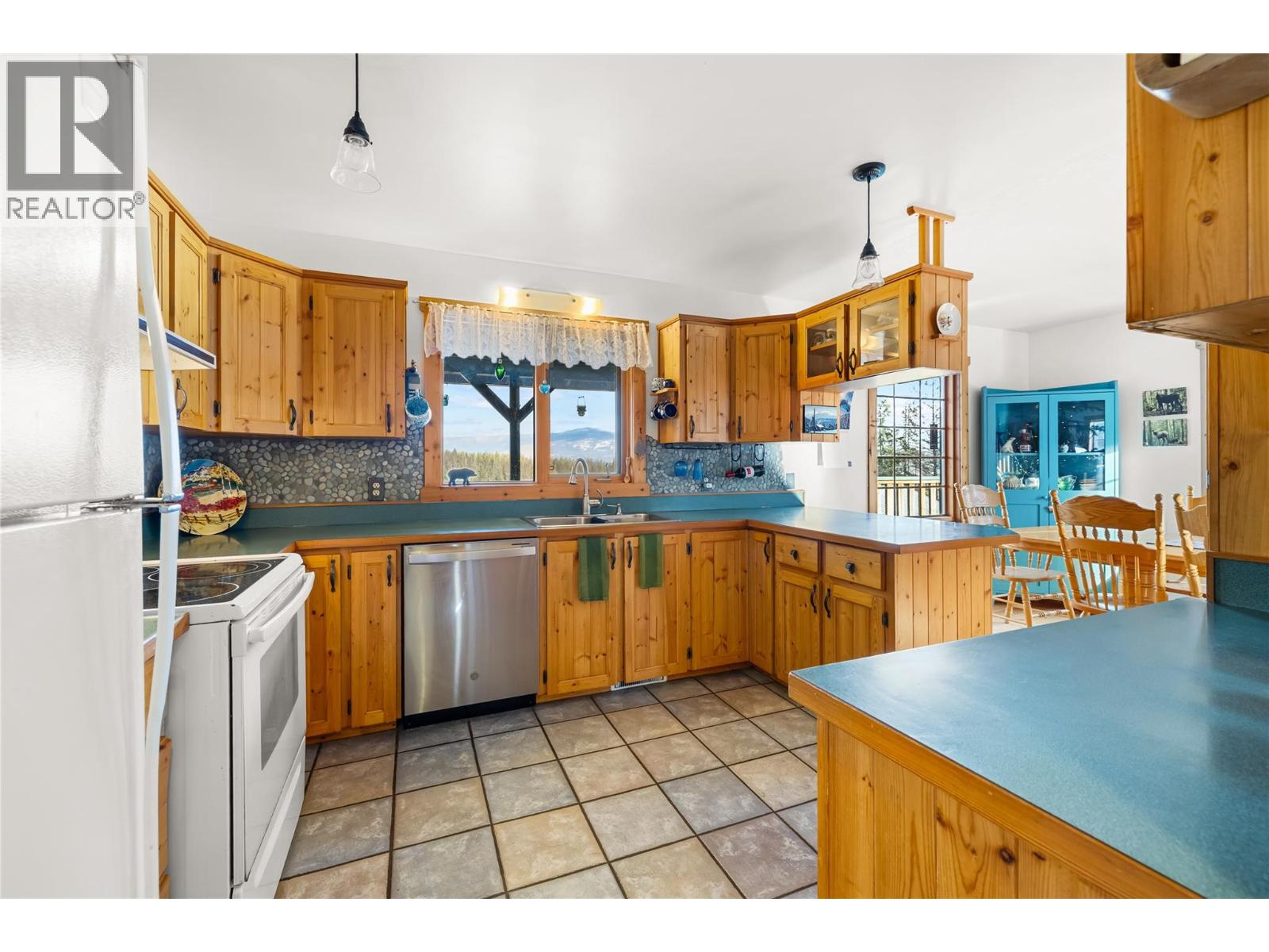2033 Smith Road, Creston, British Columbia  V0B 1G7 - Photo 37 - 10370988