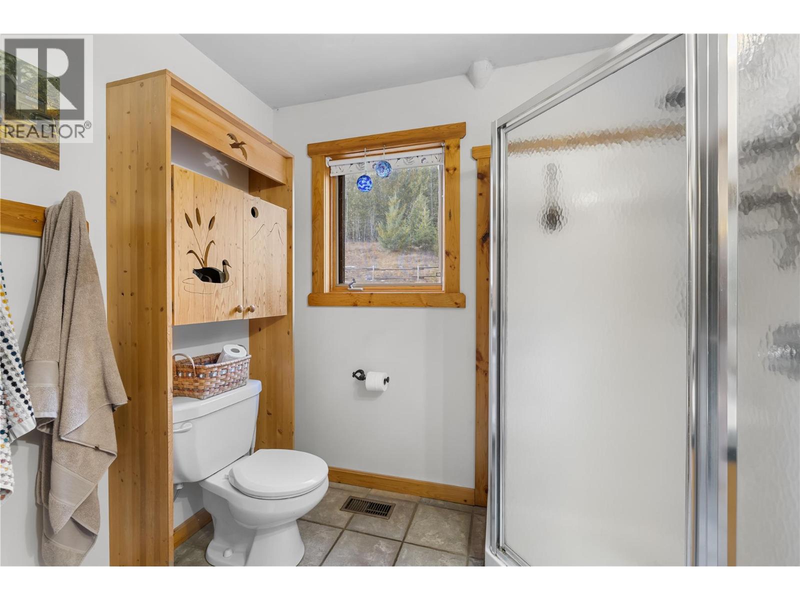2033 Smith Road, Creston, British Columbia  V0B 1G7 - Photo 51 - 10370988