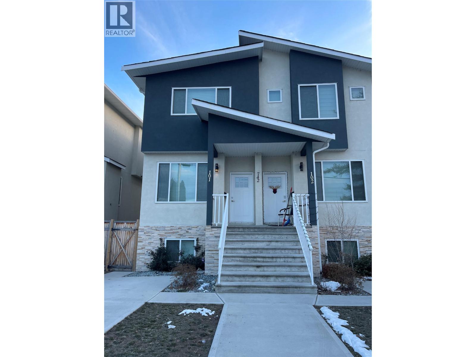 742 Kamloops Avenue Unit# 101, Penticton, British Columbia  V2A 2J4 - Photo 1 - 10371489