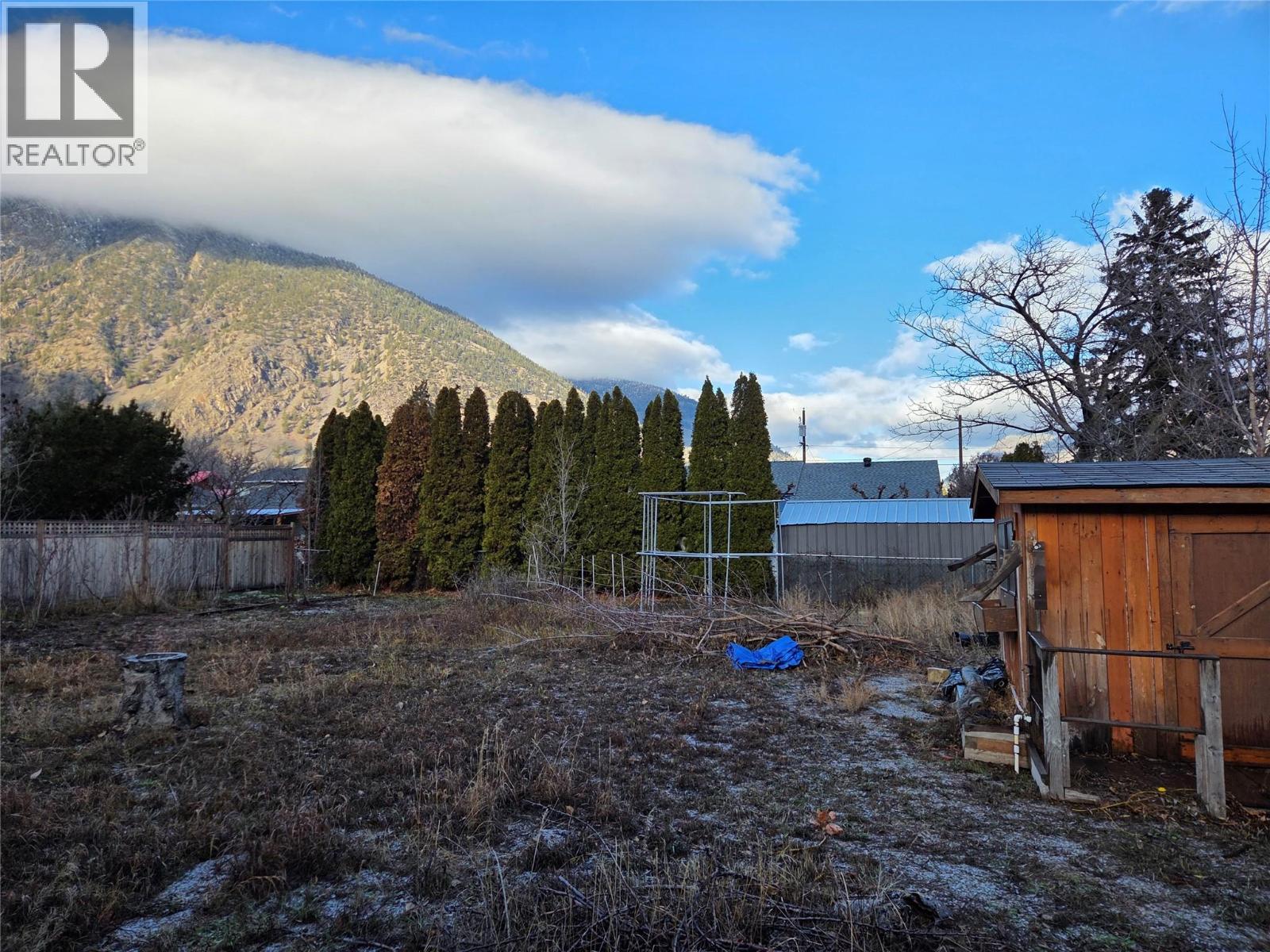 512 12th Avenue, Keremeos, British Columbia  V0X 1N3 - Photo 10 - 10371510