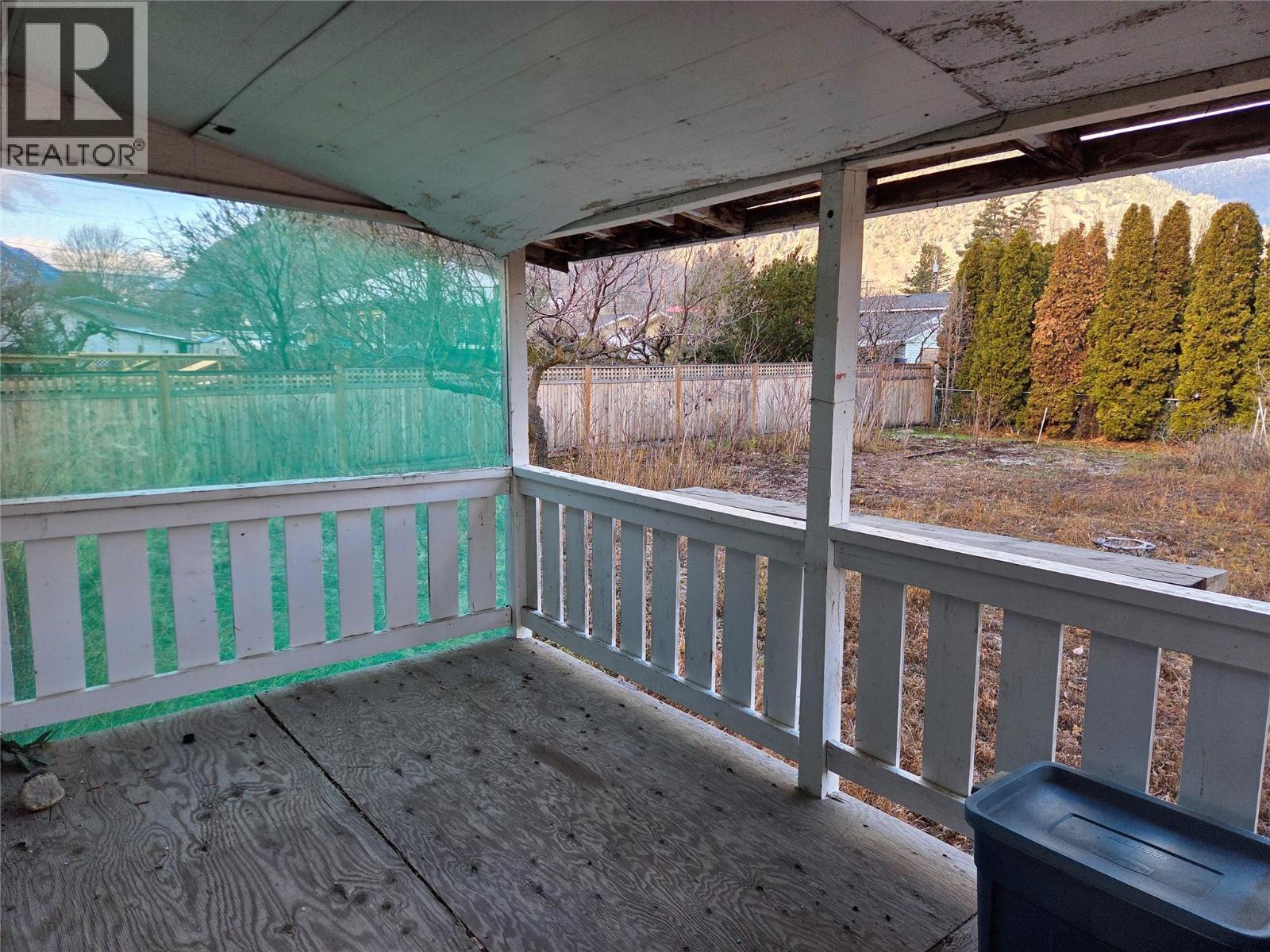 512 12th Avenue, Keremeos, British Columbia  V0X 1N3 - Photo 11 - 10371510