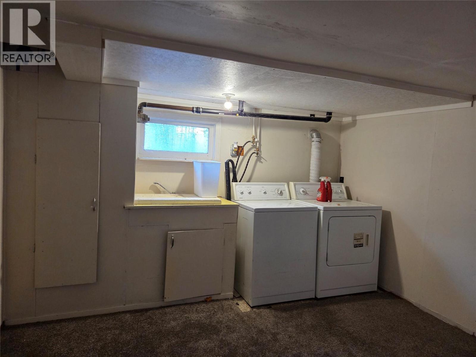 512 12th Avenue, Keremeos, British Columbia  V0X 1N3 - Photo 2 - 10371510