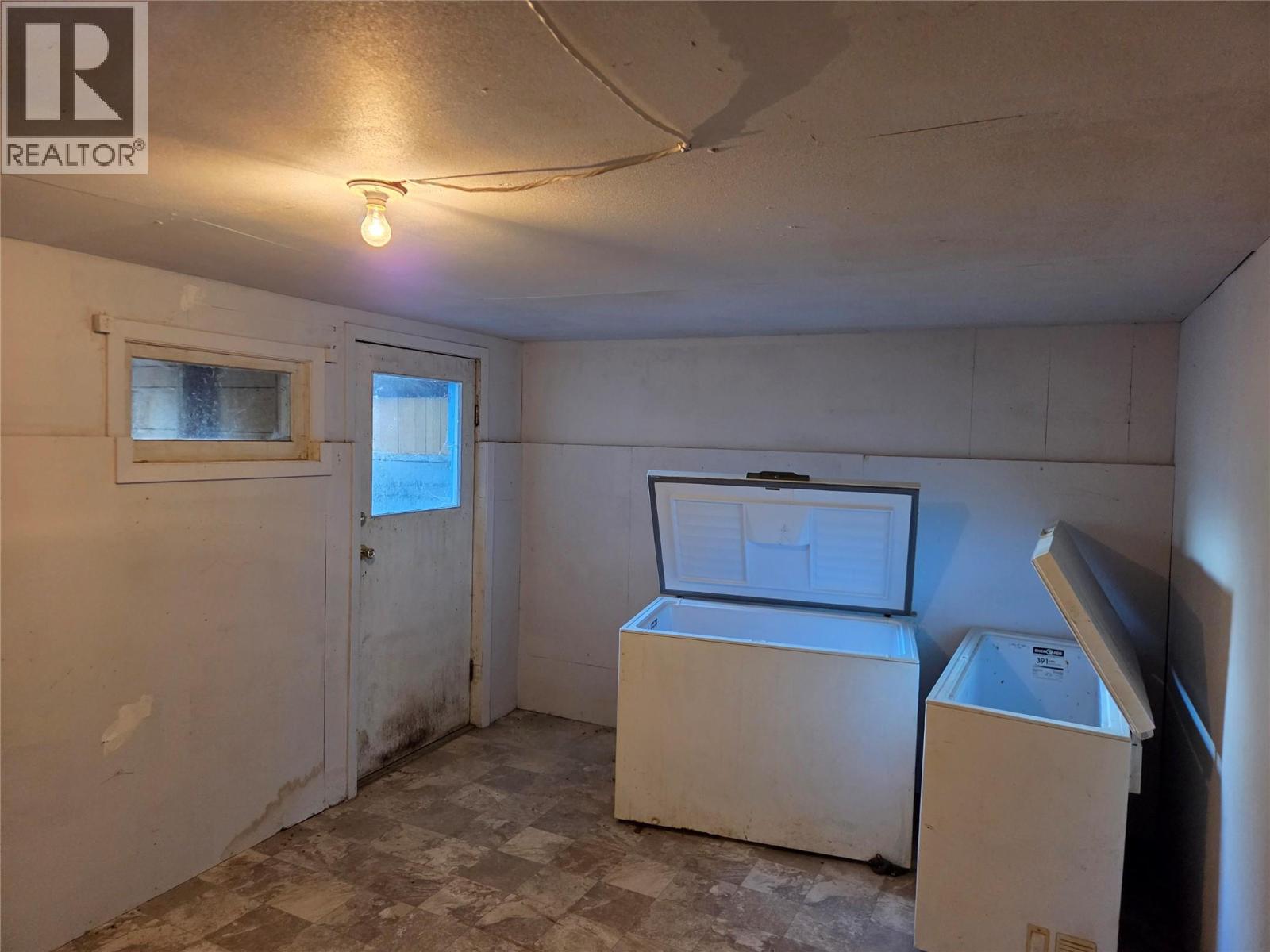 512 12th Avenue, Keremeos, British Columbia  V0X 1N3 - Photo 3 - 10371510
