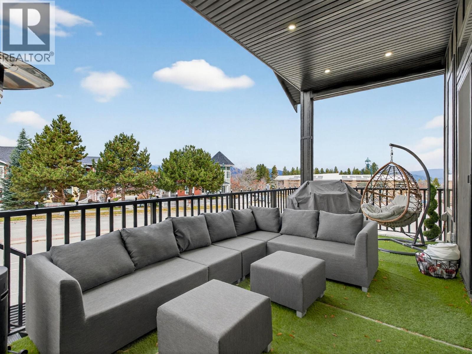 5300 Hedeman Court, Kelowna, British Columbia  V1W 5A3 - Photo 15 - 10371346