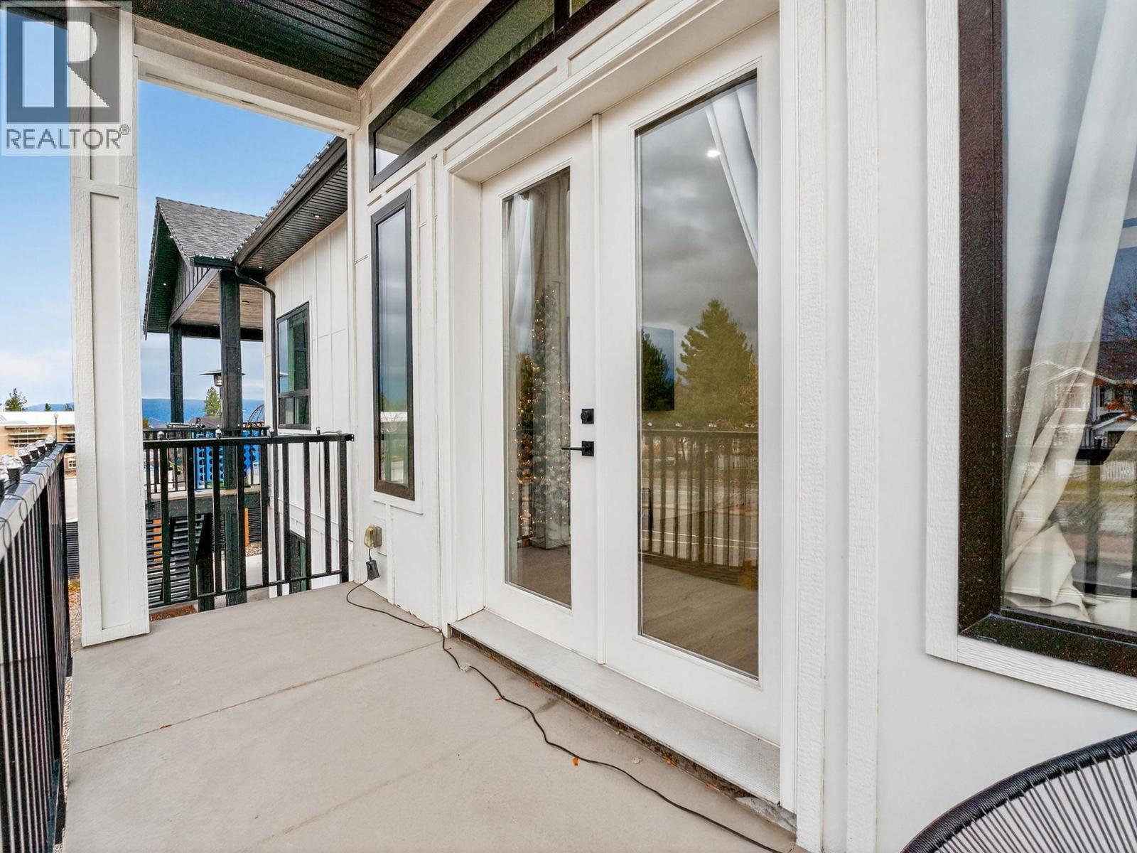 5300 Hedeman Court, Kelowna, British Columbia  V1W 5A3 - Photo 31 - 10371346