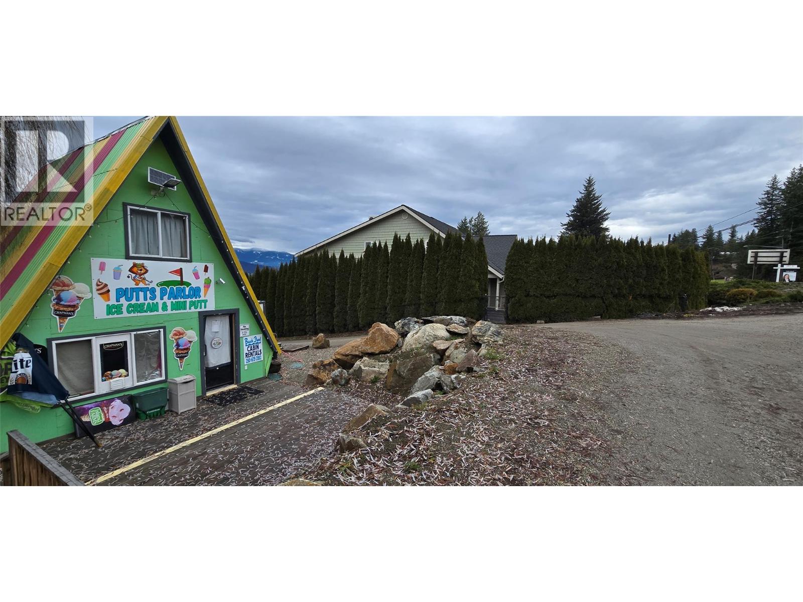 1277 Trans Canada Highway, Sorrento, British Columbia  V0E 2W0 - Photo 16 - 10371514